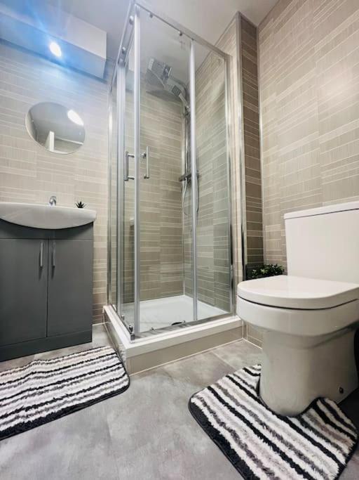 Superb 2 Bedroom Apartment With Free Parking Edimburgo Exterior foto